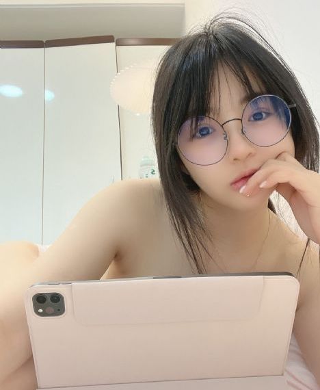 床上拉丽_90集免费观看