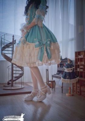 一边亲一边摸下奶的韩剧七个女人_BD韩语动漫免费观看