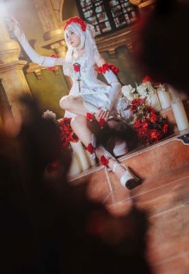 女裸全身无奶罩无内裤内衣_电影无删减版